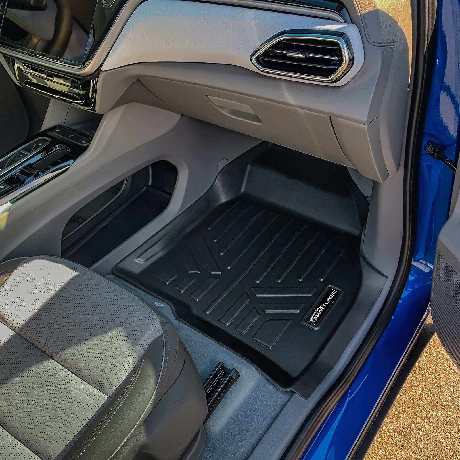 SMARTLINER Custom Fit Floor Liners For 2022-2024 Chevrolet Bolt EUV (Only Fits with the cargo floor in Upper Deck Position)