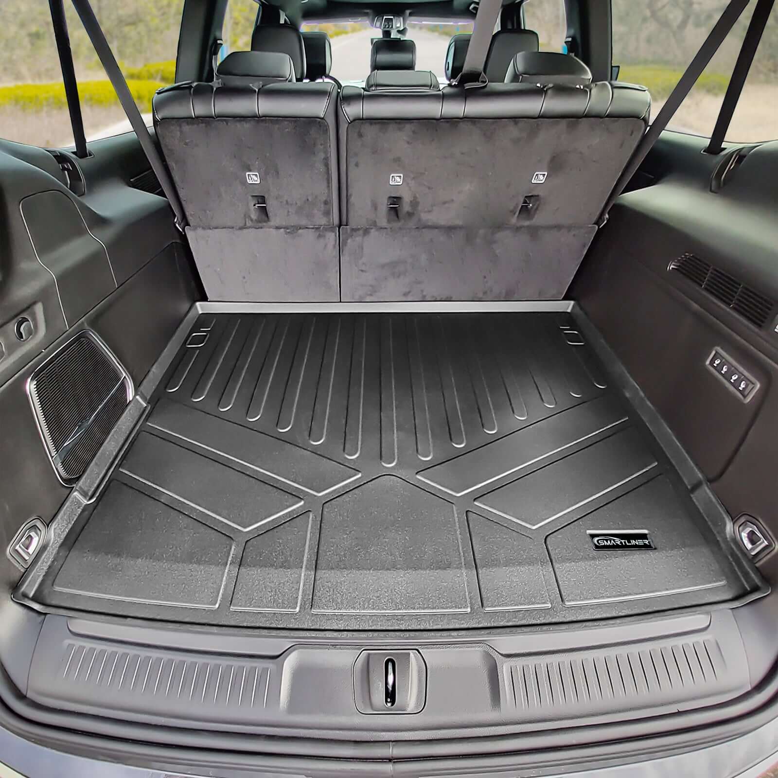 SMARTLINER Custom Fit Floor Liners For 2023-2024 Jeep Wagoneer L (7 Passenger Model)