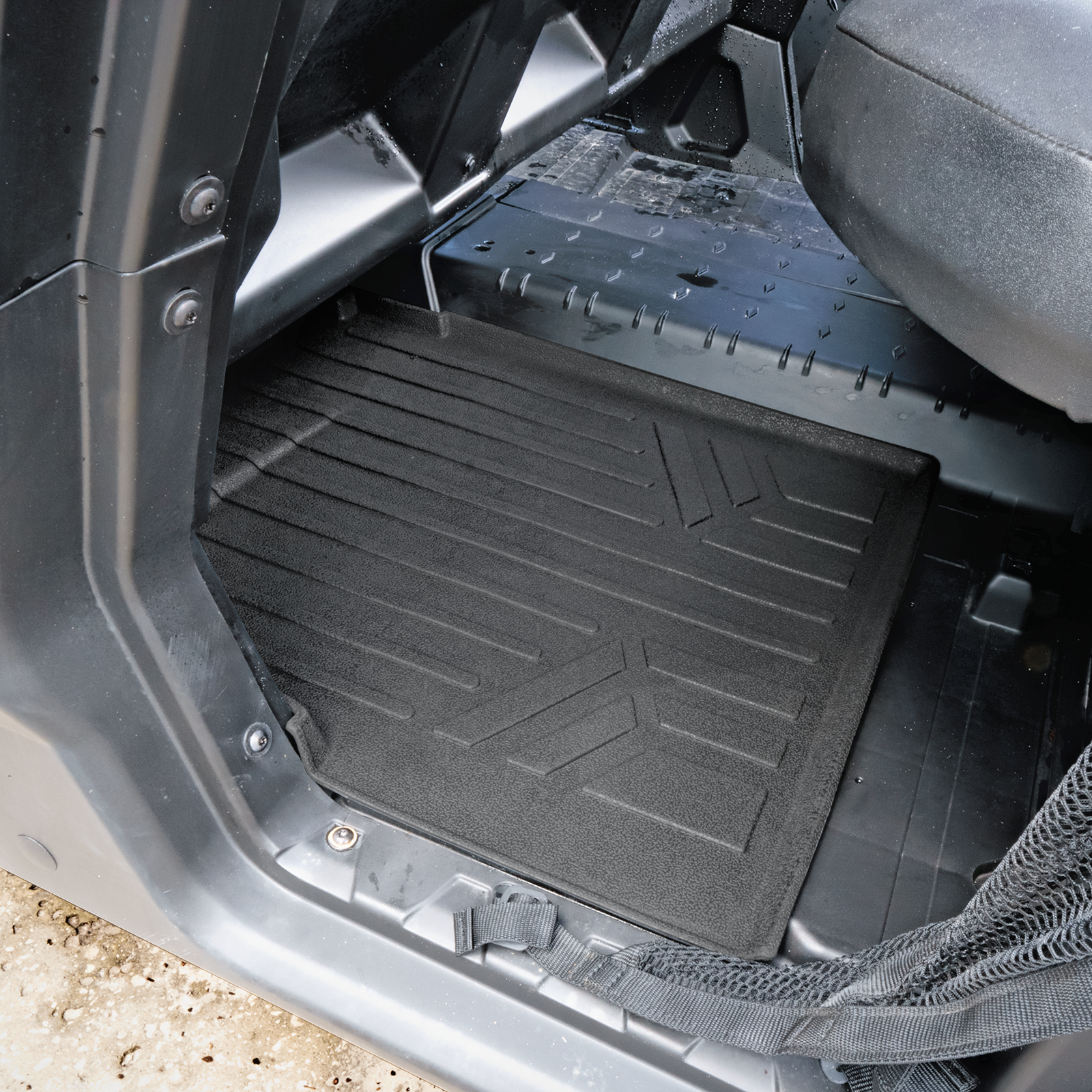 SMARTLINER Custom Fit Rugged Rubber Floor Liners For 2016-2024 Can-Am Defender (6 Seater)